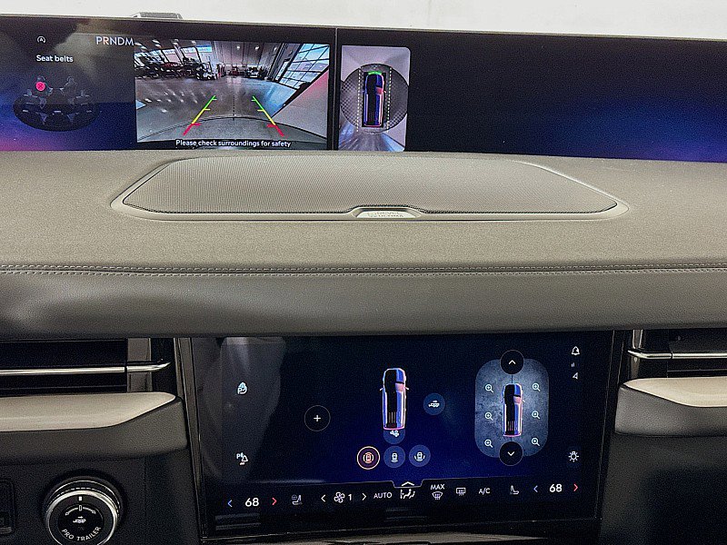 New 2025 Lincoln Navigator L Reserve image 17