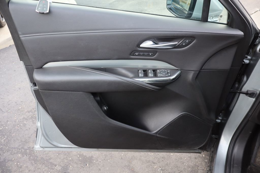 Used 2023 Cadillac XT4 Premium Luxury w/ Enhanced Visibility Package image 27