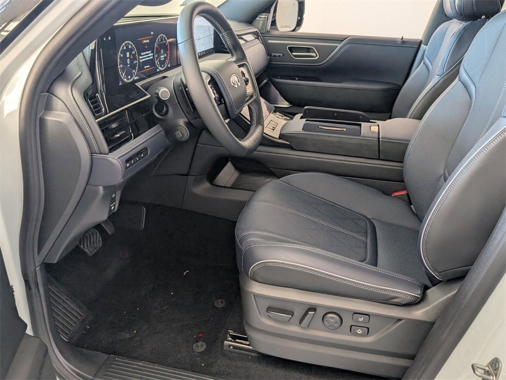 New 2026 INFINITI QX80 SPORT image 6