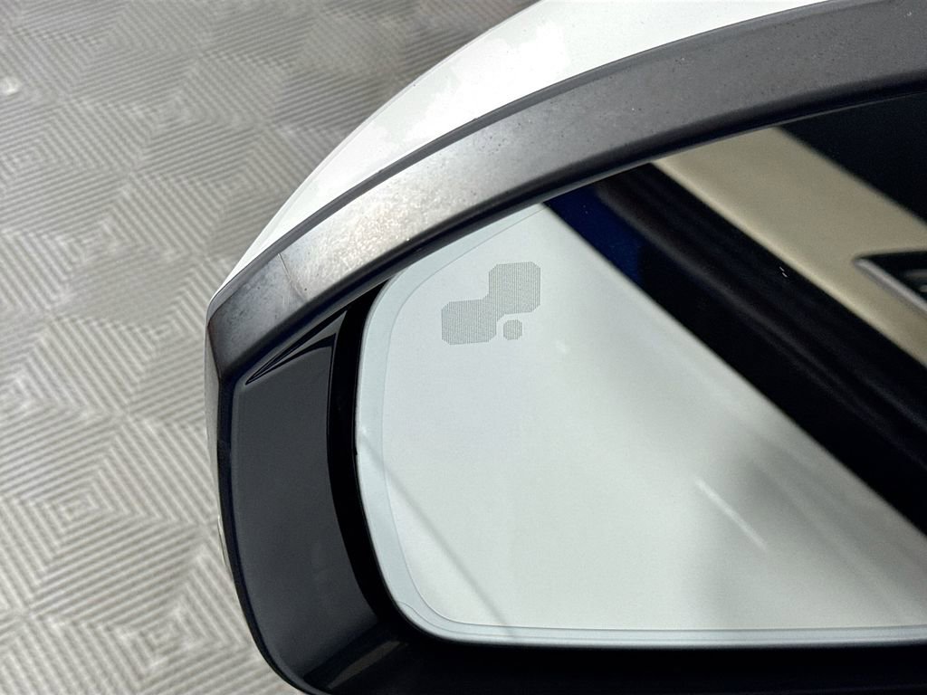 Used 2018 Land Rover Range Rover Long Wheelbase Autobiography image 21