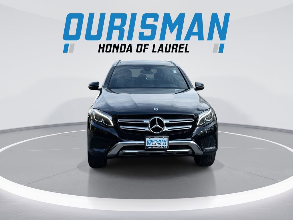 Used 2019 Mercedes-Benz GLC 300 4MATIC image 3