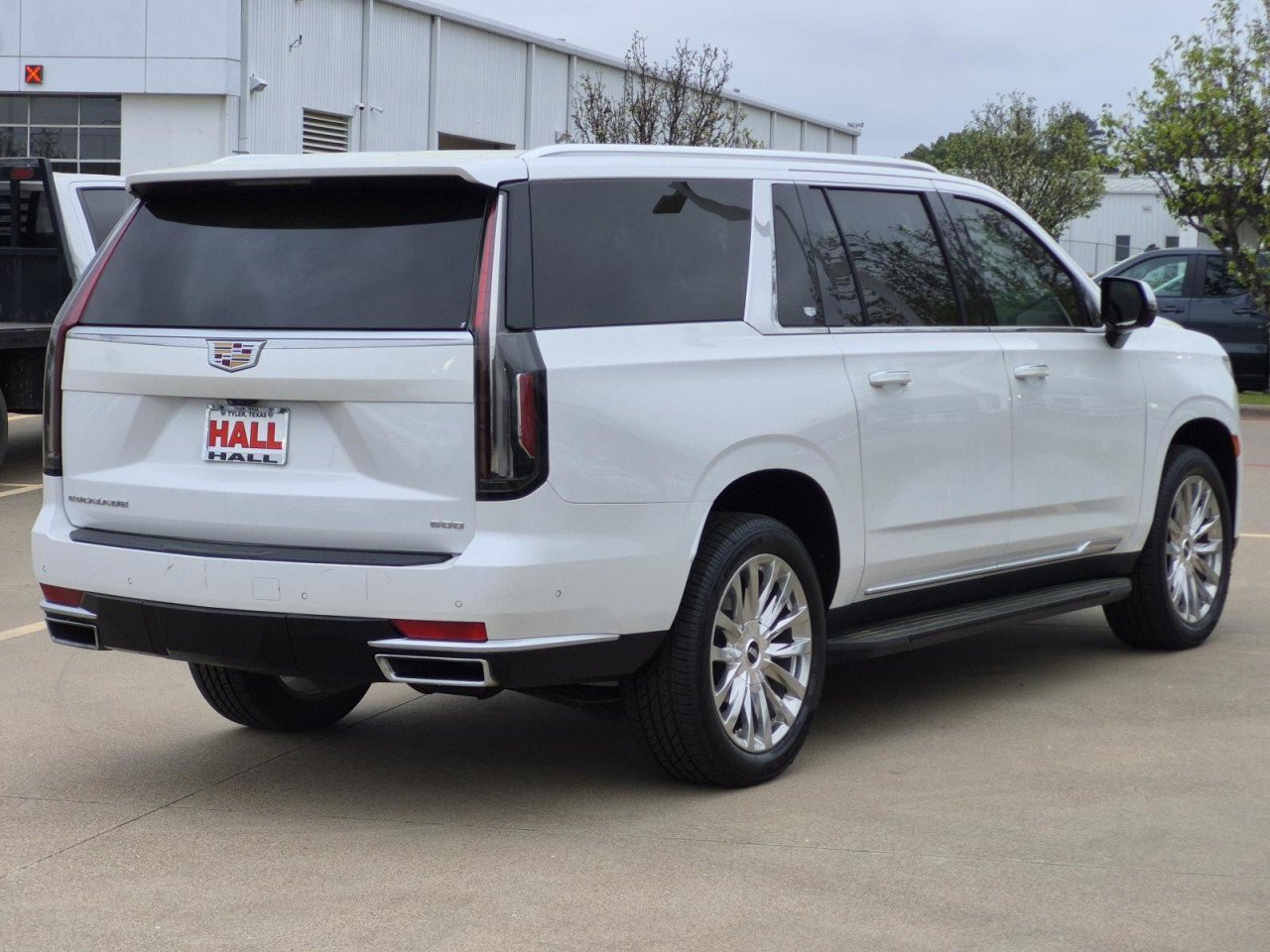 Certified 2021 Cadillac Escalade ESV Premium Luxury image 6