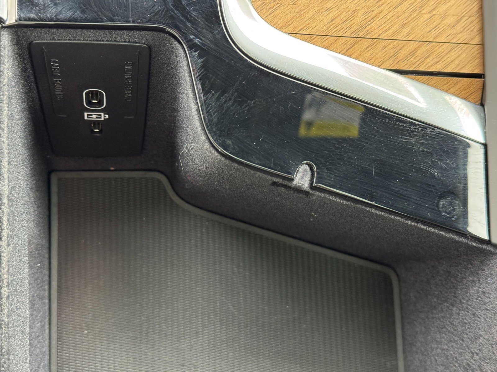 Used 2024 Volvo XC90 T8 Plus image 33