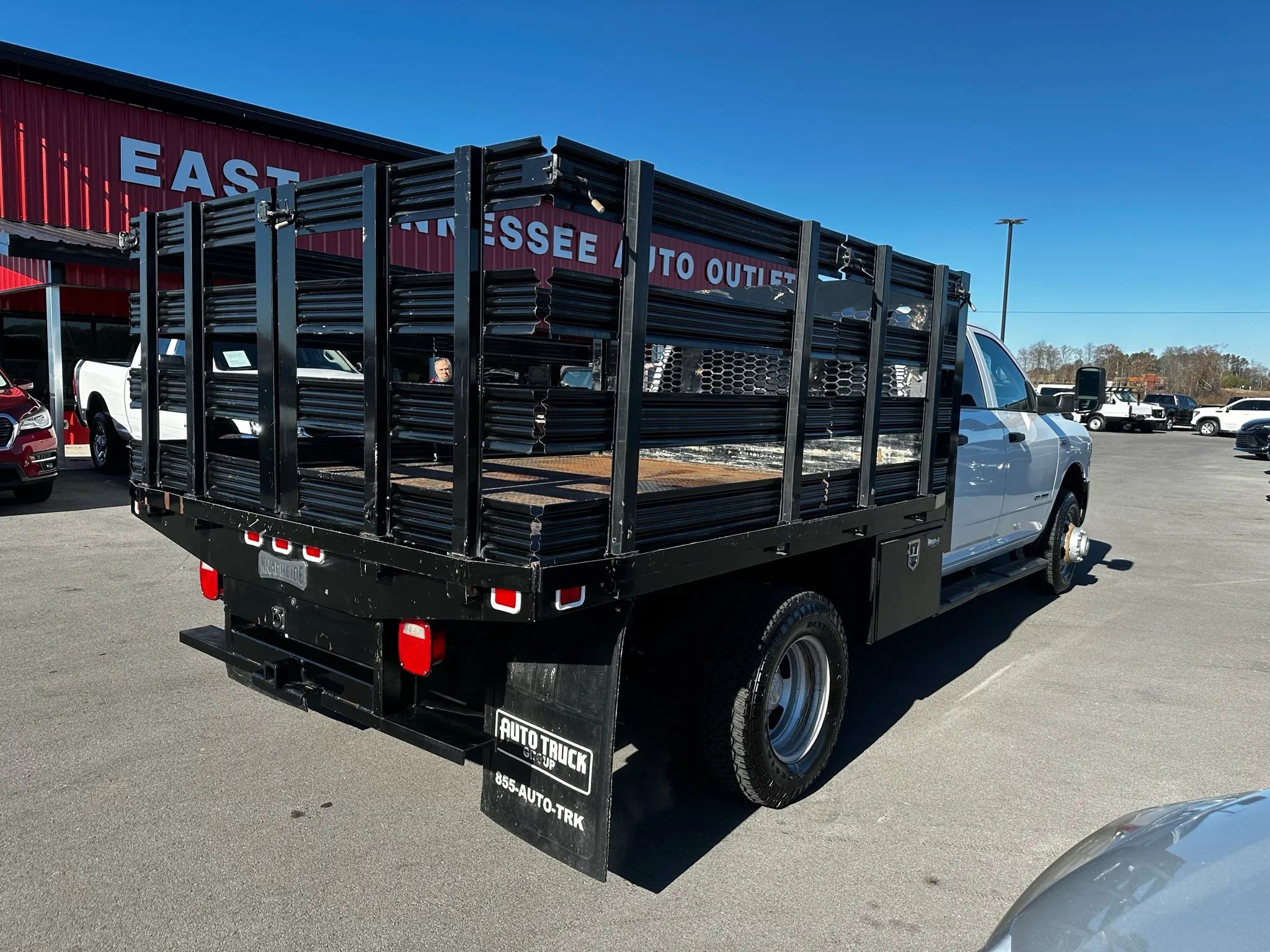 Used 2019 RAM 3500 Tradesman image 19