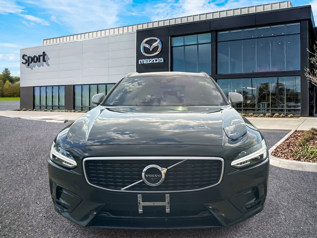 Used 2018 Volvo V90 T5 R-Design image 9