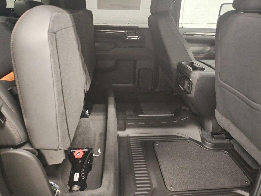 New 2026 GMC Sierra 2500 AT4 w/ Technology Package image 13