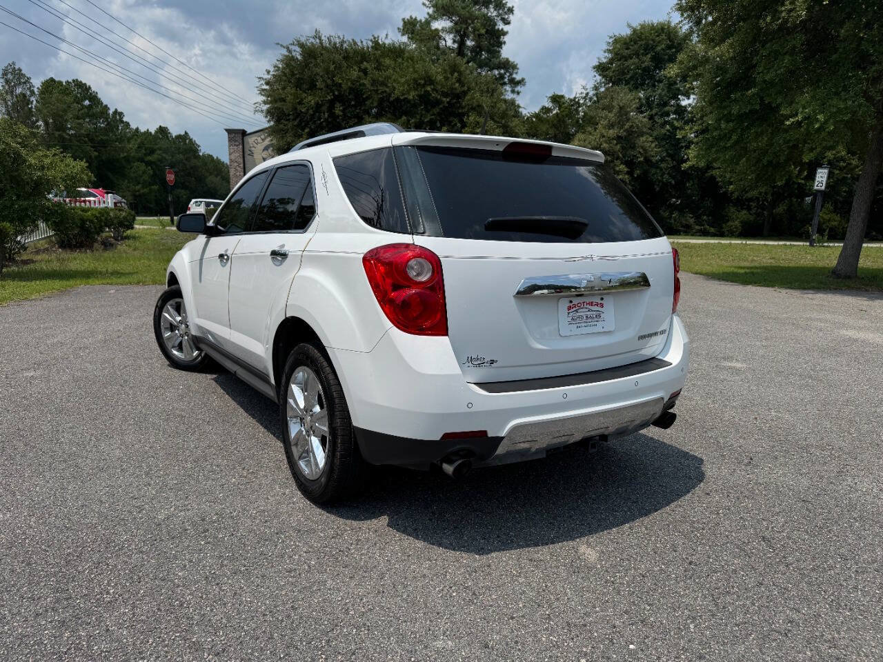 Used 2010 Chevrolet Equinox LTZ FWD image 31