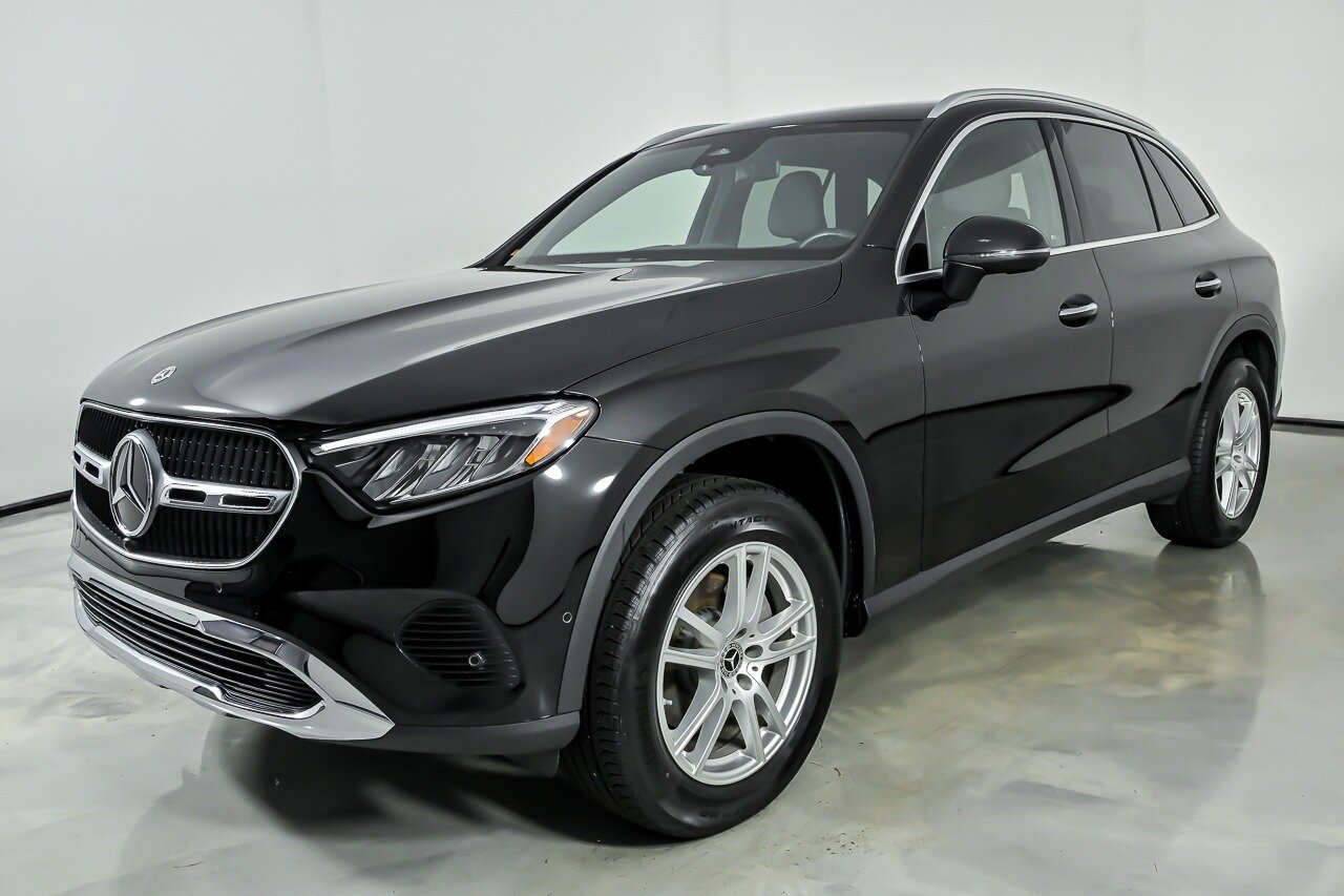 Used 2023 Mercedes-Benz GLC 300 4MATIC image 6
