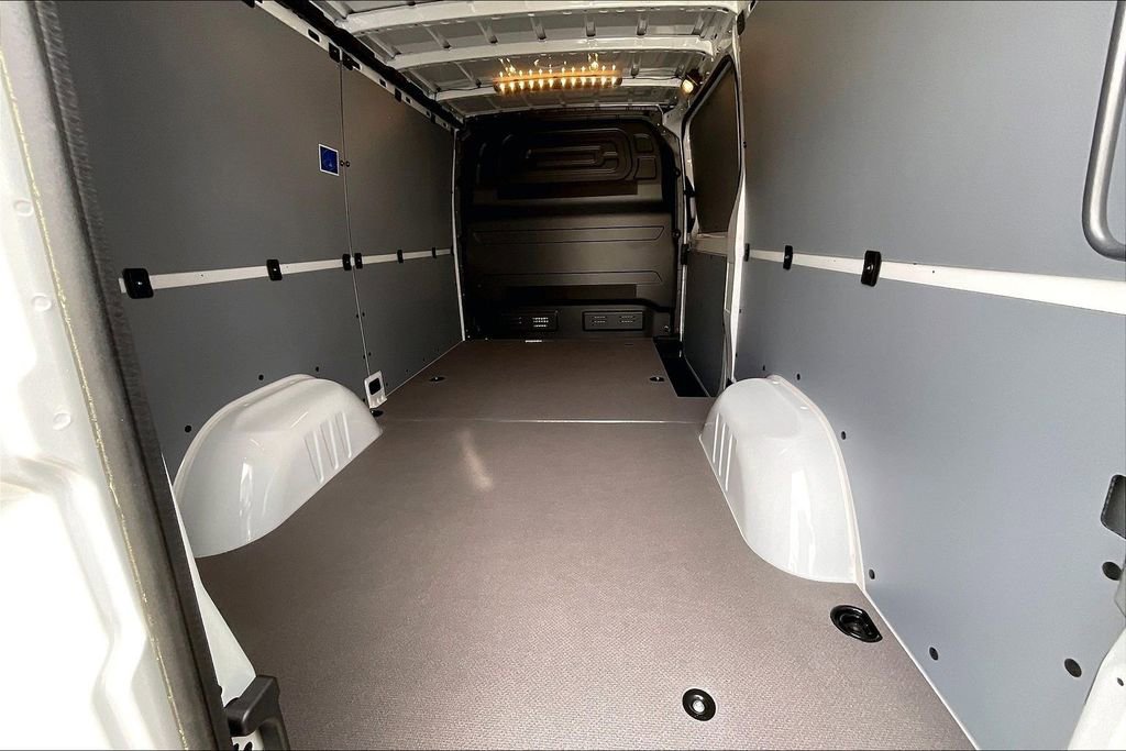New 2026 Mercedes-Benz Sprinter 2500 image 10
