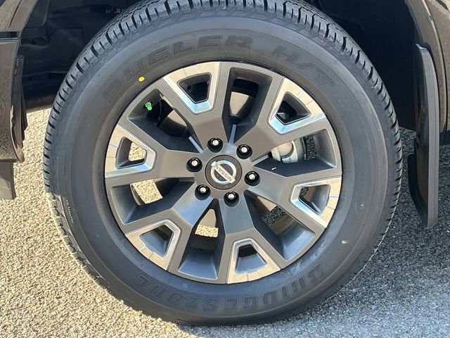 Used 2021 Nissan Titan Platinum Reserve w/ Moonroof Package AWD/4WD image 26