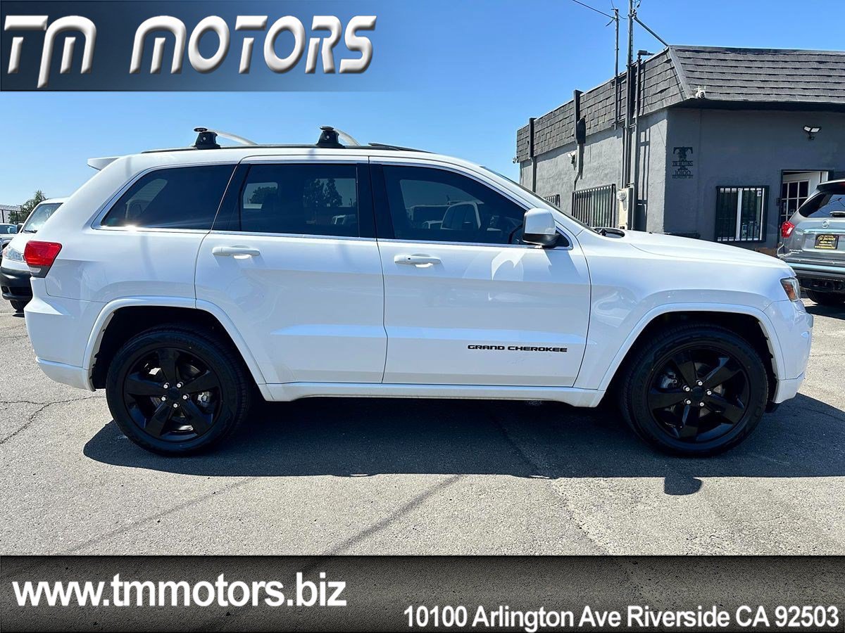 Used 2014 Jeep Grand Cherokee Altitude AWD/4WD image 20