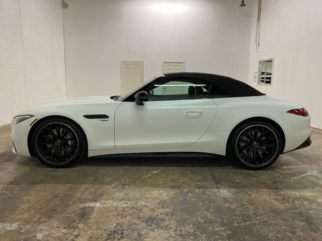 Used 2025 Mercedes-Benz SL 43 AMG image 2