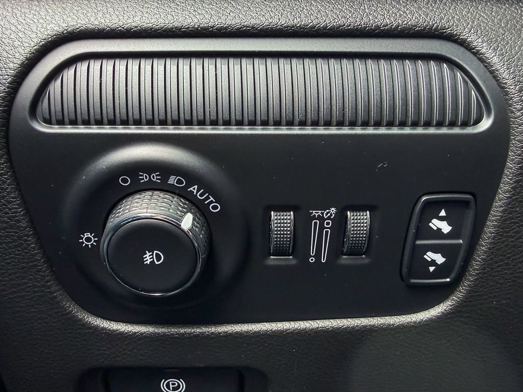 Used 2022 Jeep Wagoneer Series III image 25