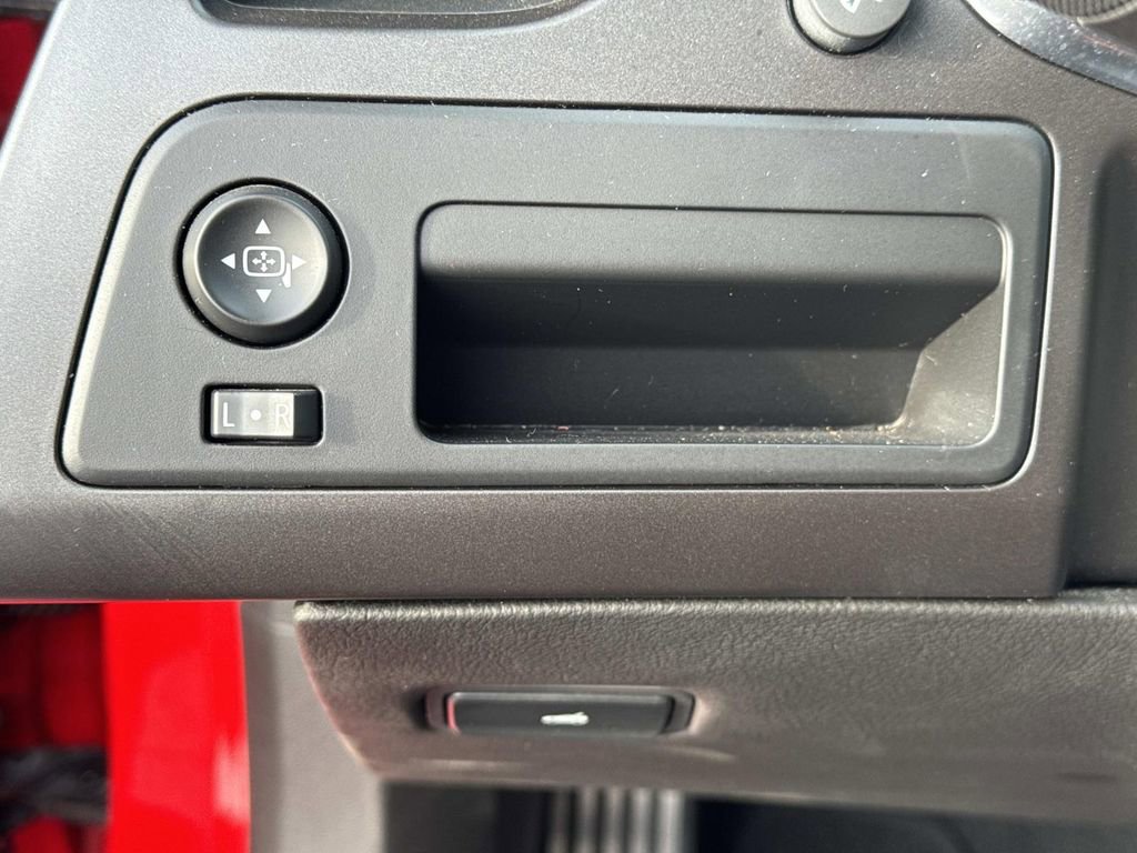 Used 2019 Chevrolet Corvette Grand Sport w/ Carbon Flash Badge Package image 20