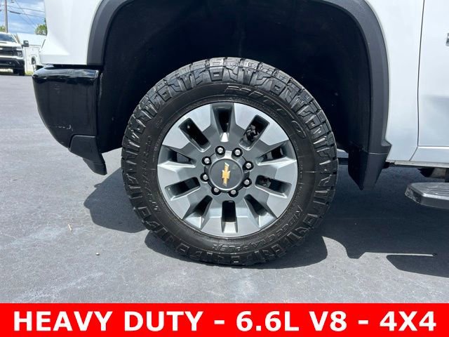 Used 2025 Chevrolet Silverado 2500 Custom w/ Custom Convenience Package AWD/4WD image 9