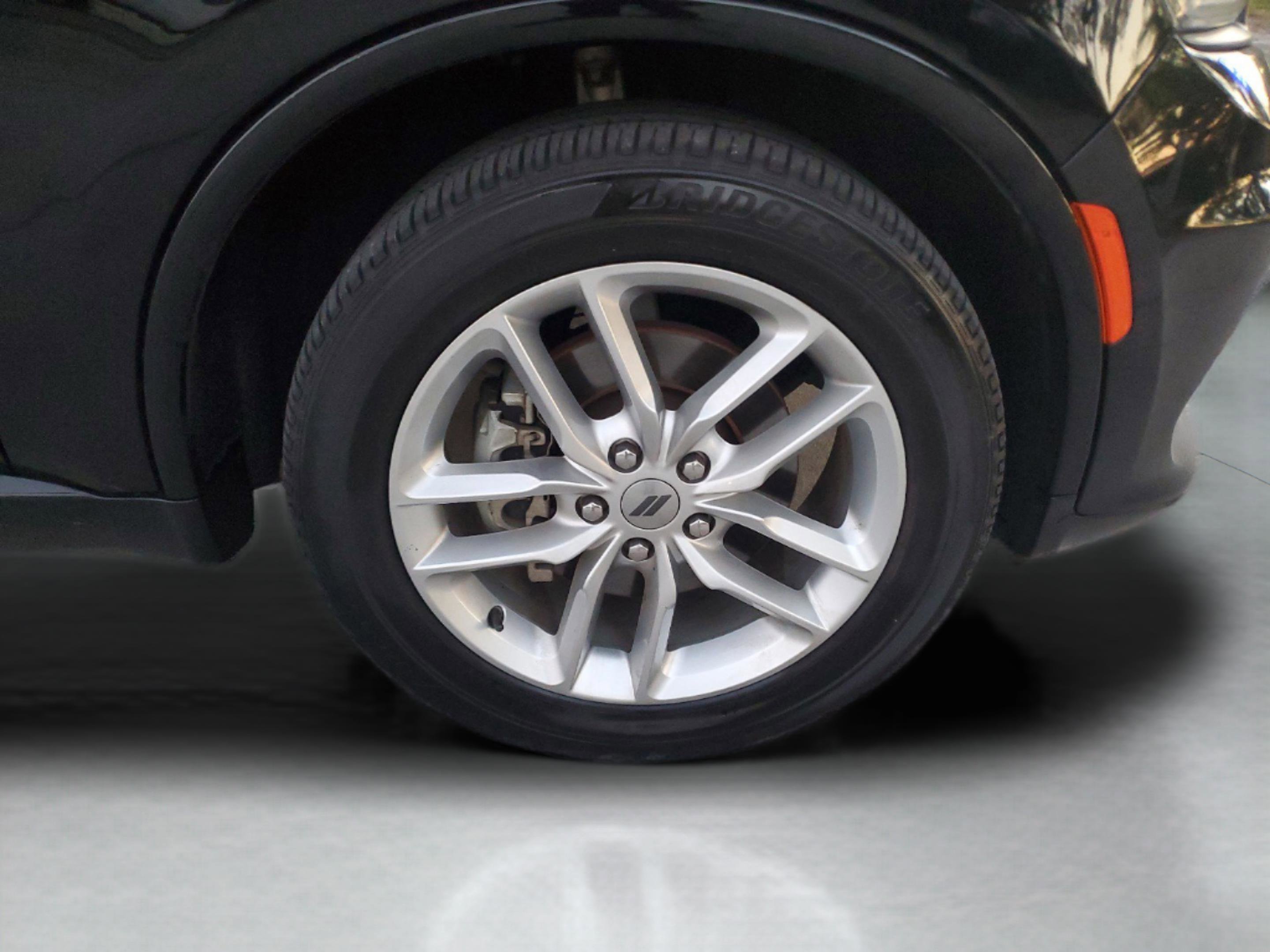 Certified 2023 Dodge Durango GT image 5