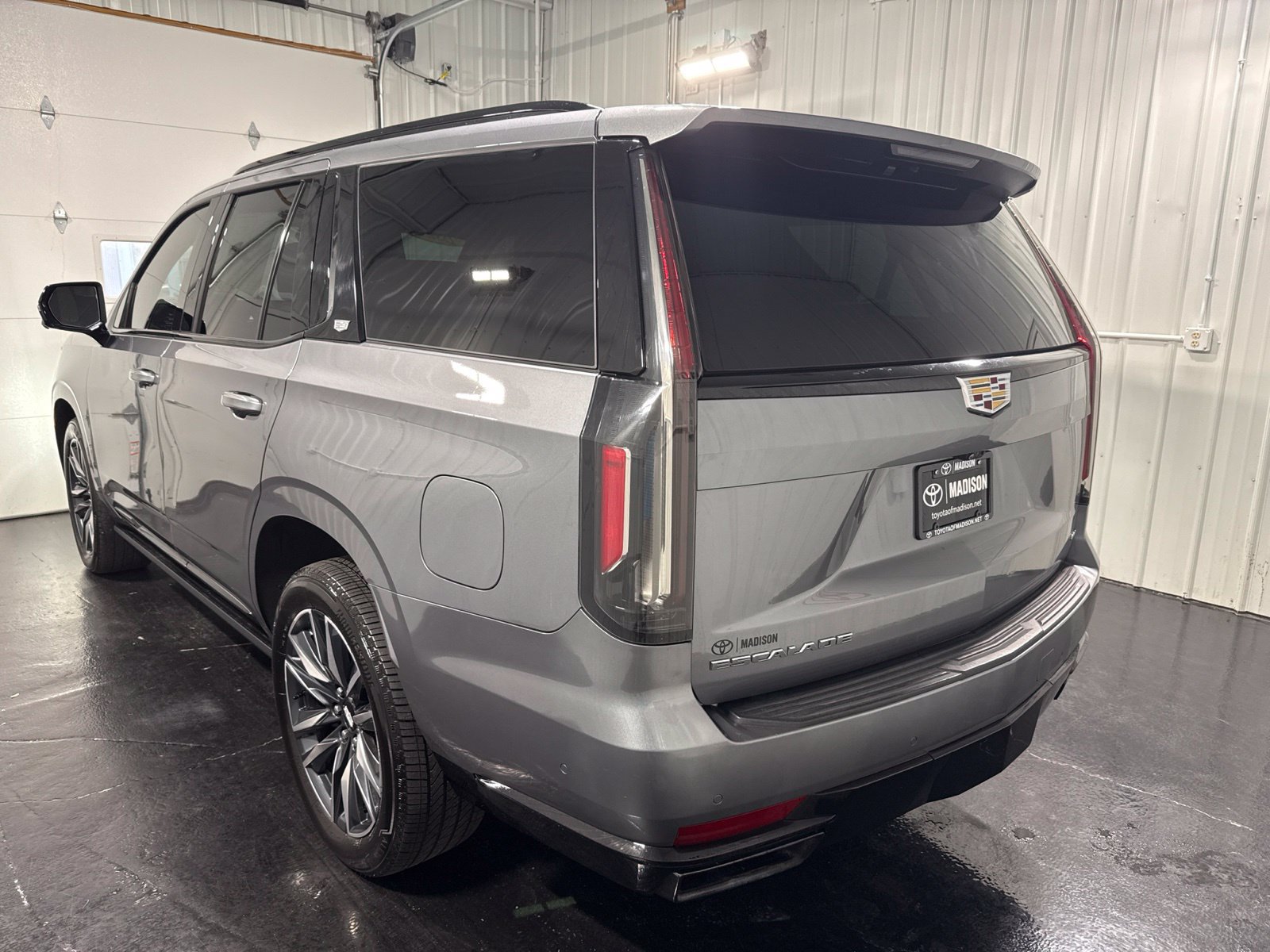 Used 2021 Cadillac Escalade Sport w/ Driver Assist Tech Package AWD/4WD image 54
