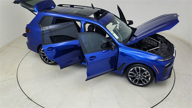 Used 2026 BMW X7 M60i image 88