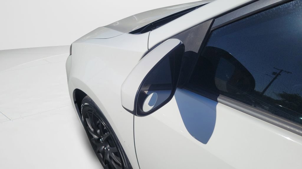 Used 2016 Toyota Corolla LE image 19