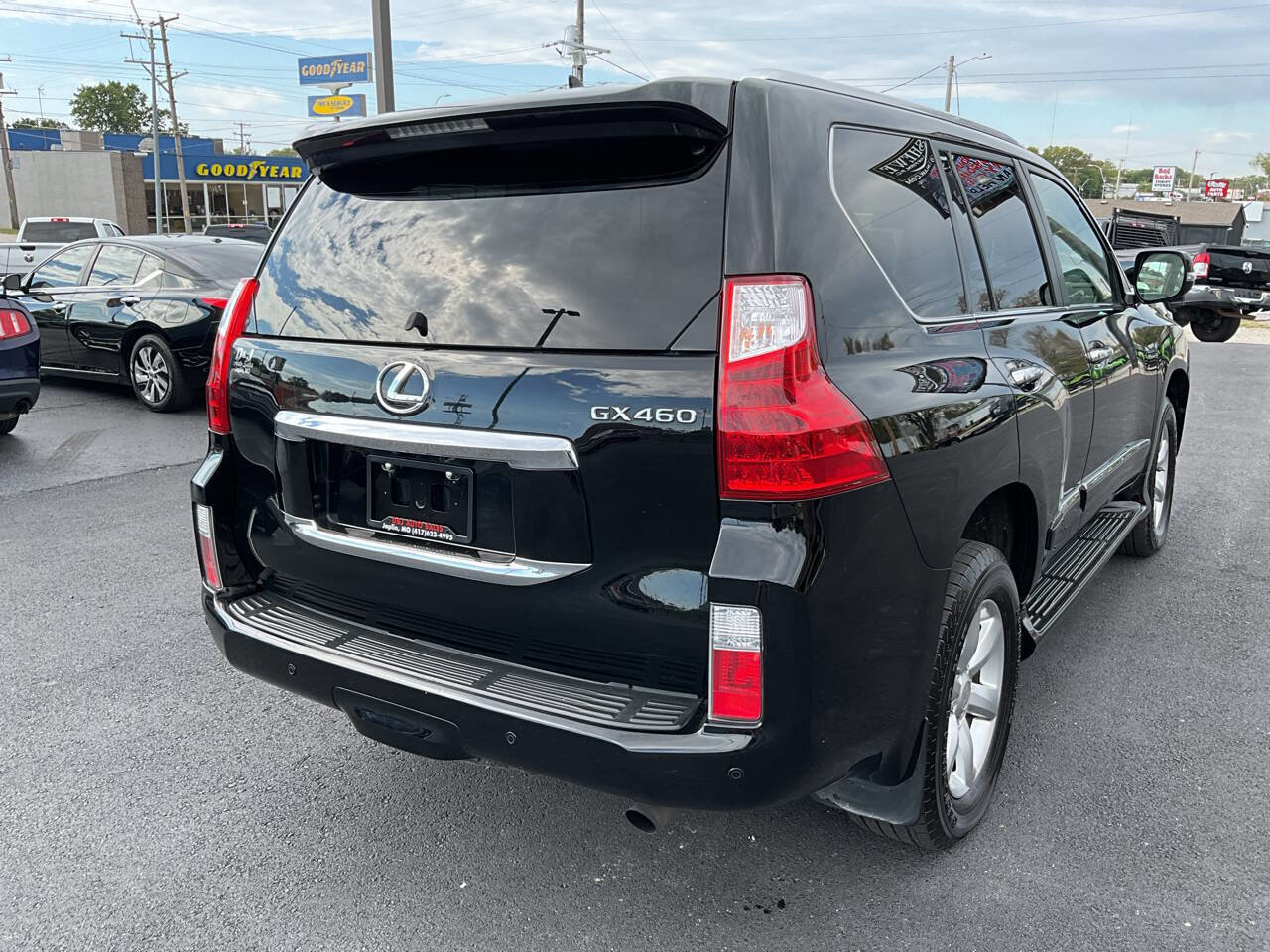 Used 2011 Lexus GX 460 Premium image 5