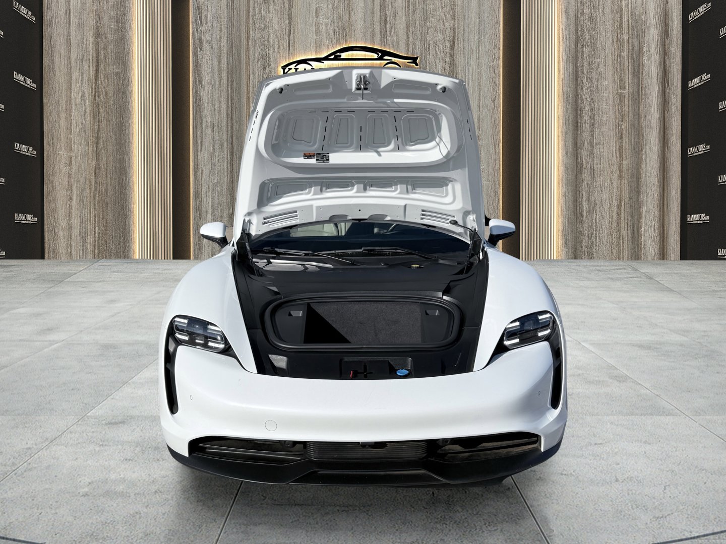 Used 2022 Porsche Taycan image 21