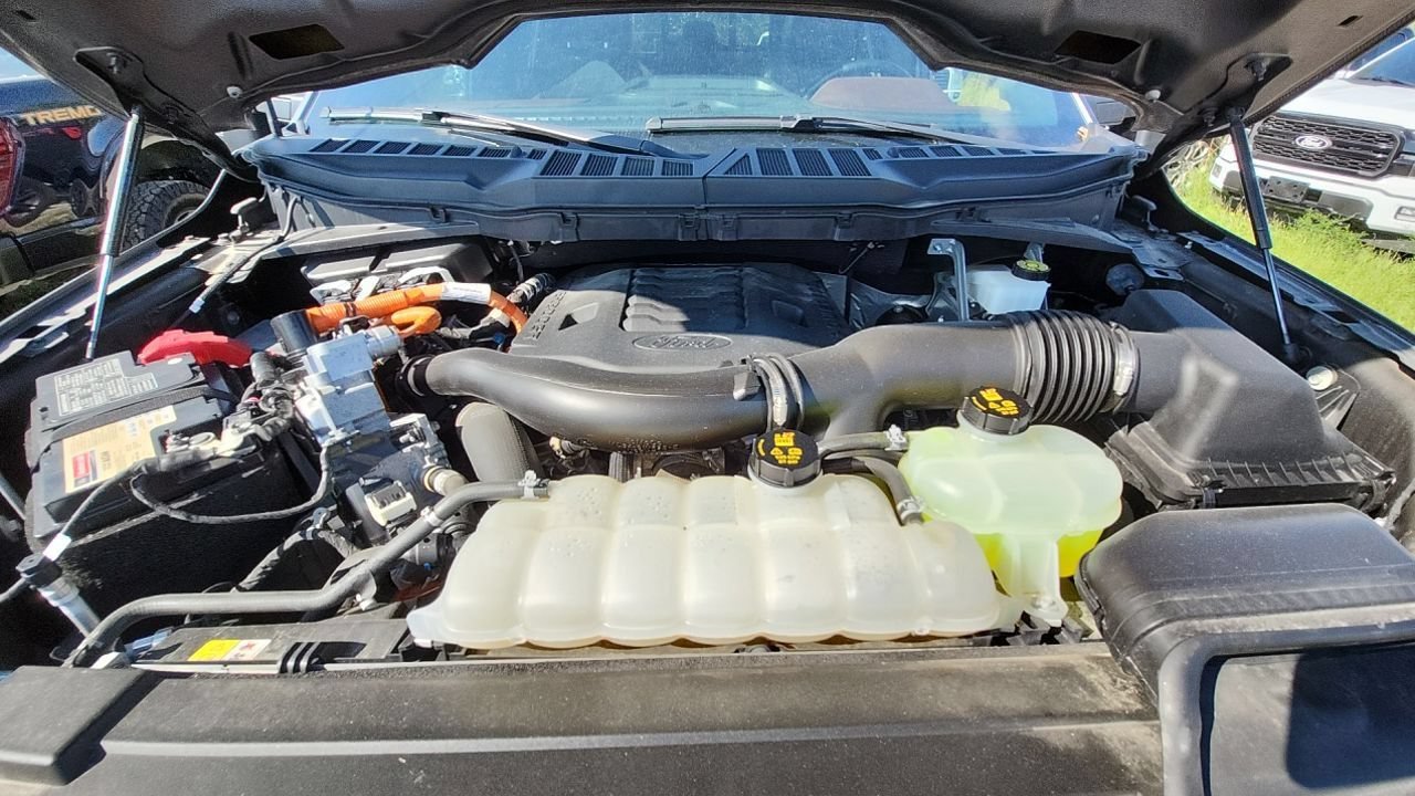 Used 2023 Ford F150 Lariat w/ Equipment Group 502A High AWD/4WD image 13
