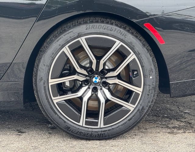 New 2026 BMW 760i xDrive AWD/4WD image 3