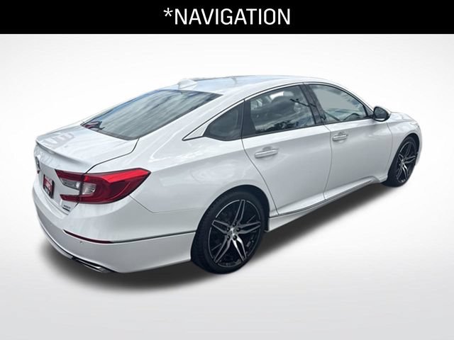Used 2022 Honda Accord Touring image 3