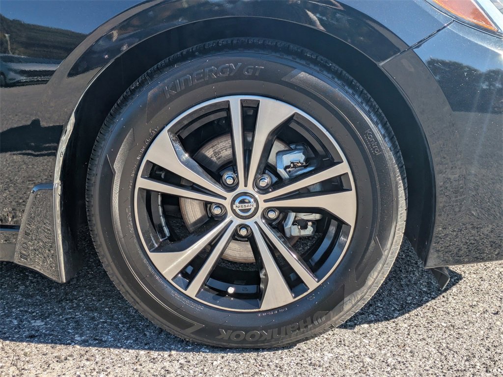 Used 2023 Nissan Sentra SV image 11