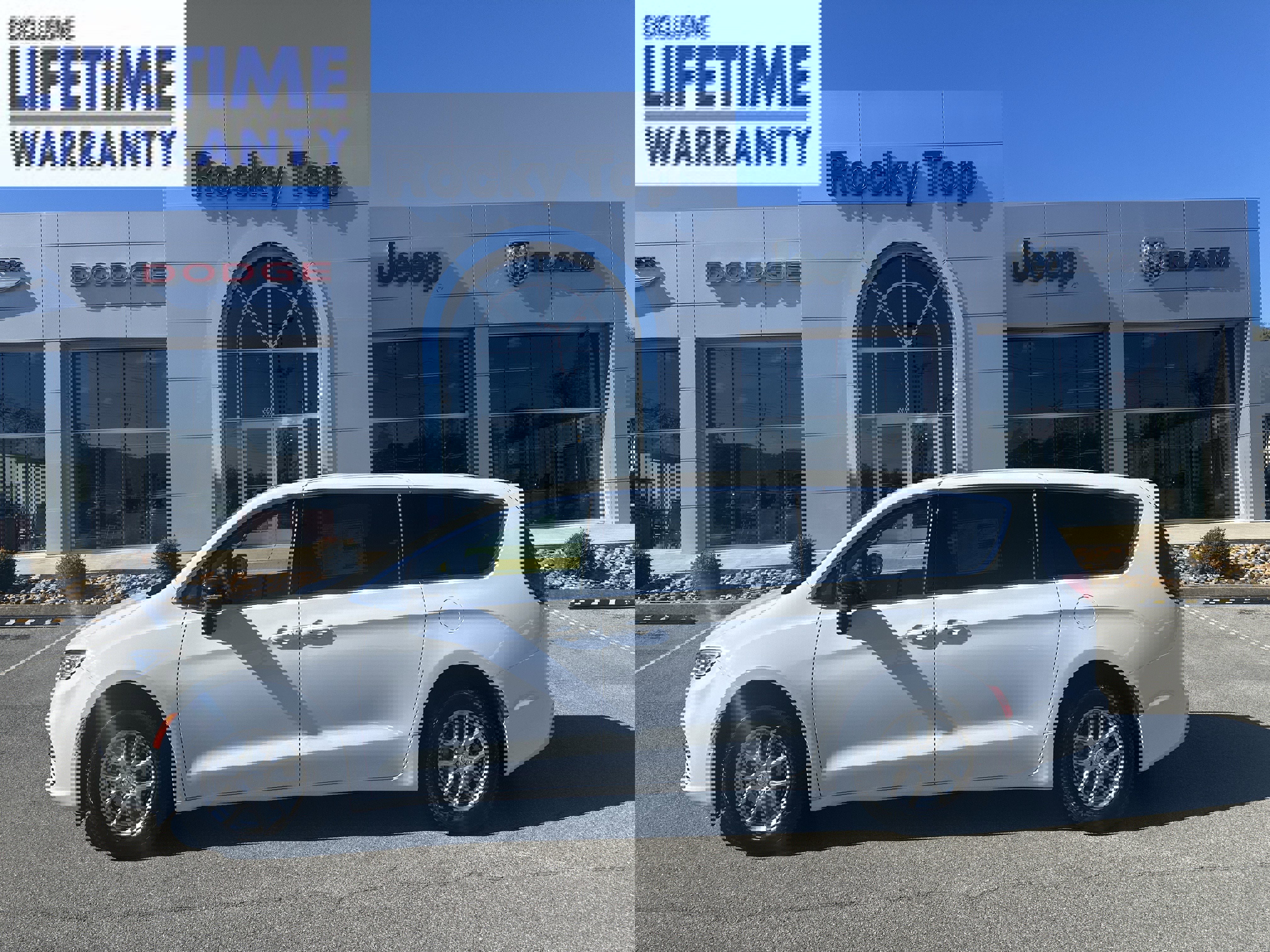 New 2026 Chrysler Pacifica Select image 1