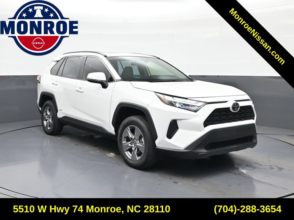 Used 2025 Toyota RAV4 XLE w/ Convenience Package