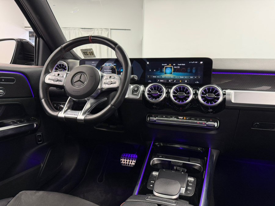 Used 2022 Mercedes-Benz GLB 35 AMG 4MATIC image 42