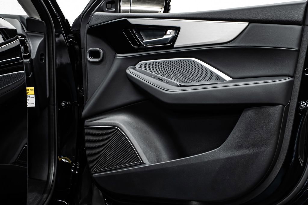 New 2026 Acura MDX SH-AWD image 10