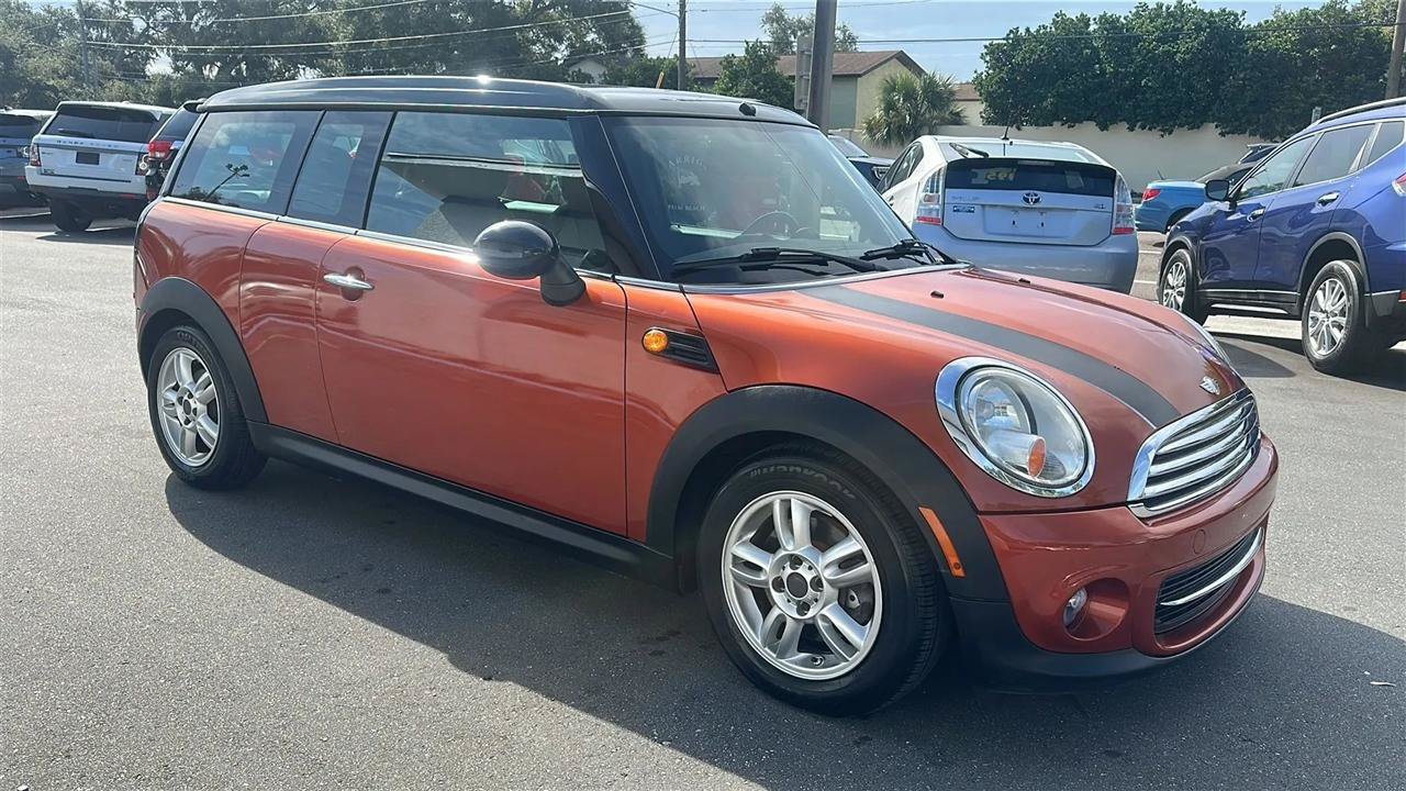 Used 2013 MINI Cooper Clubman FWD image 6