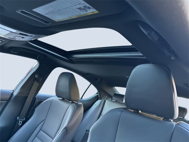 Used 2023 Lexus IS 350 F Sport image 28