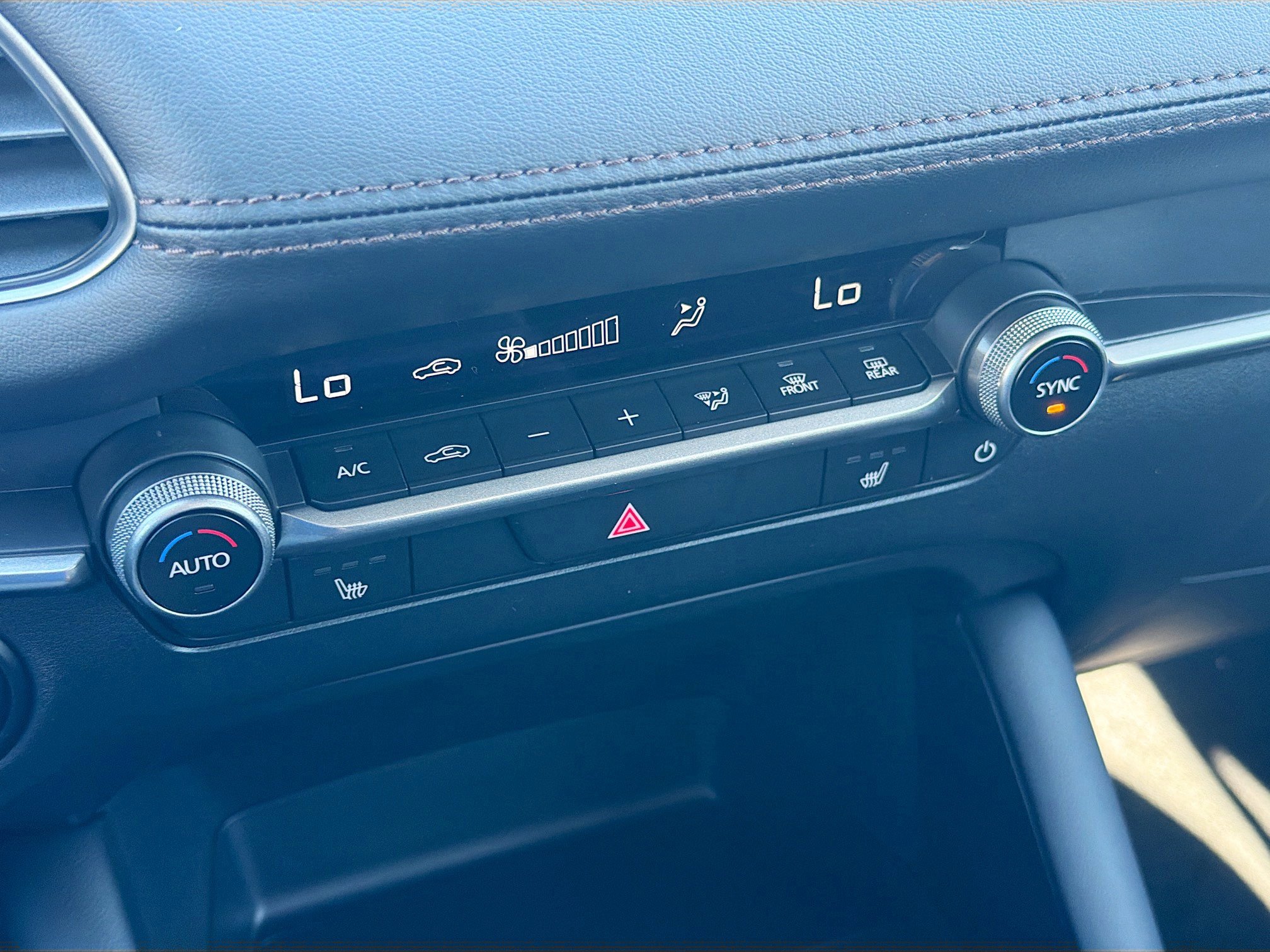 New 2026 MAZDA MAZDA3 2.5 S Sedan w/ Preferred Pkg image 32