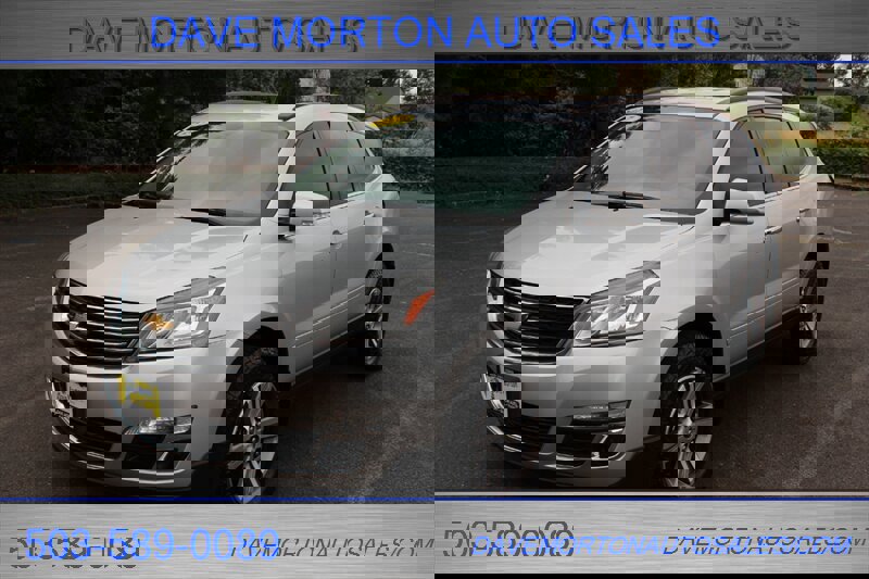 Used 2017 Chevrolet Traverse LT image 2