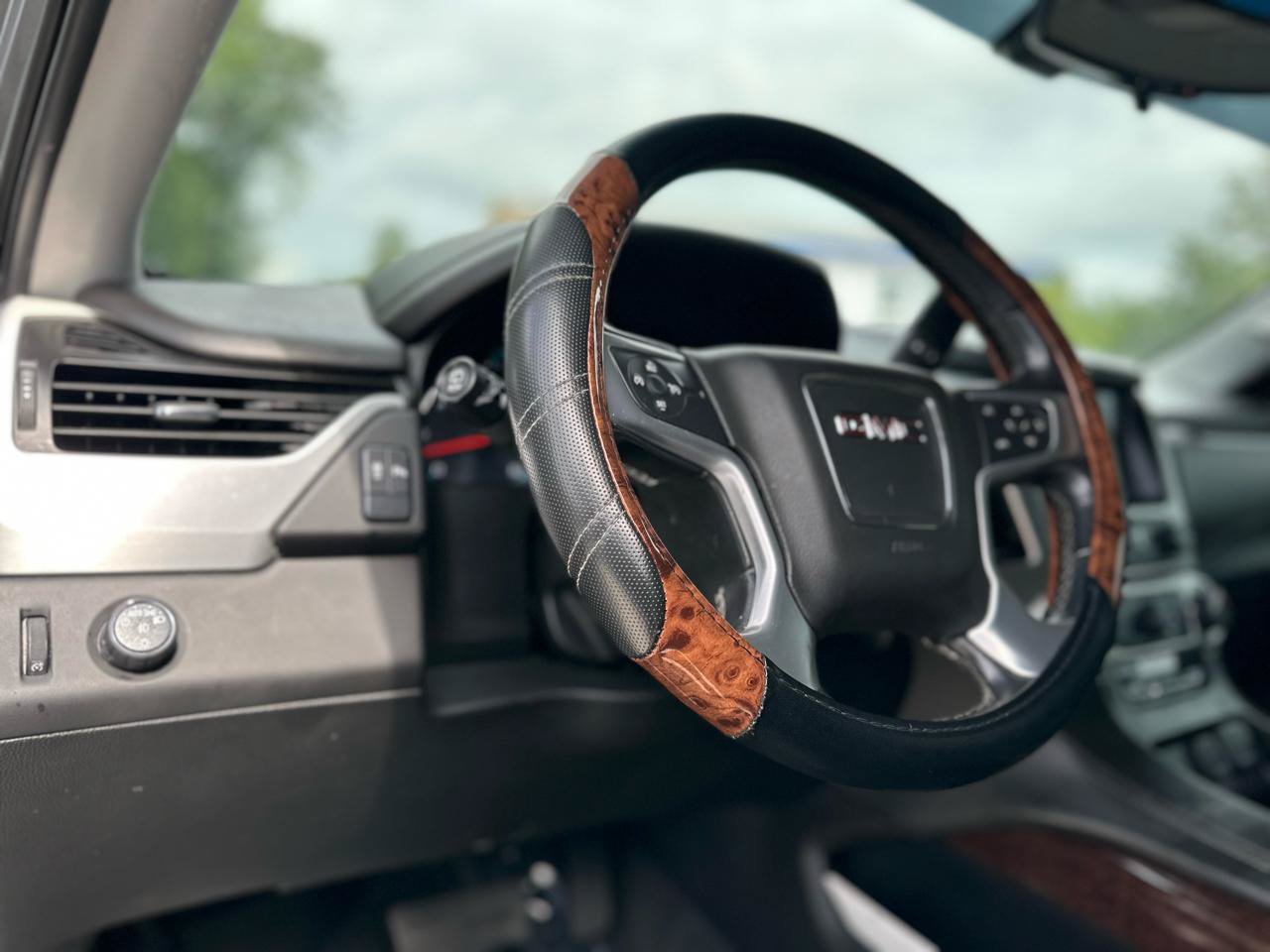 Used 2020 GMC Yukon SLE RWD image 12