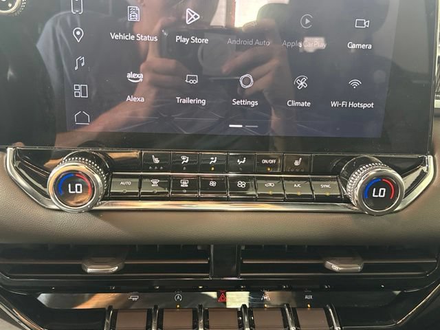 Used 2023 GMC Canyon Elevation w/ Elevation Premium Package RWD image 22