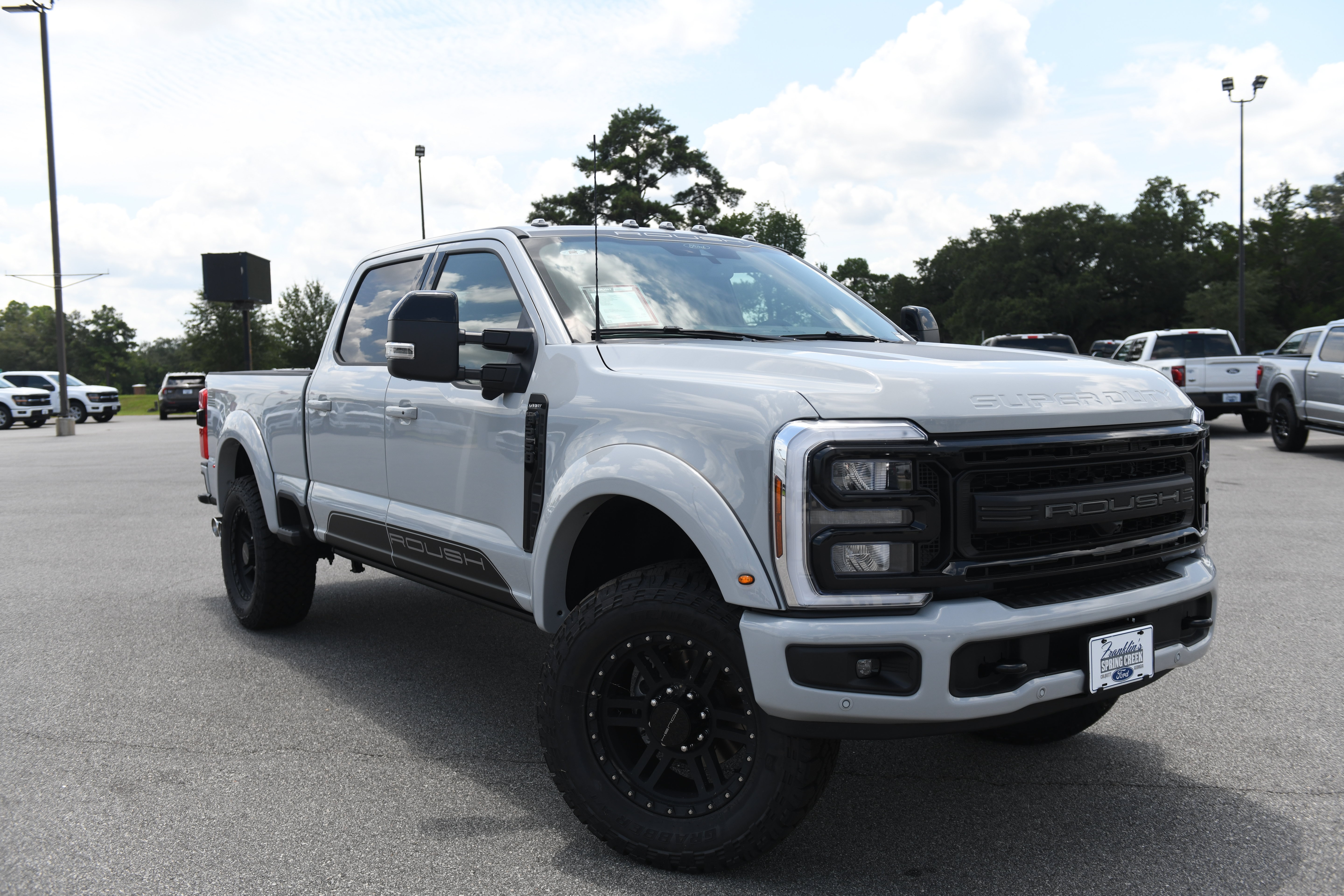New 2026 Ford F250 Lariat w/ Black Appearance Package