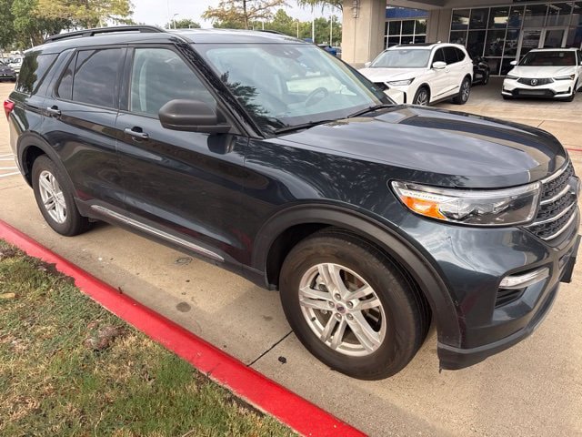Used 2023 Ford Explorer XLT w/ Equipment Group 202A RWD image 1