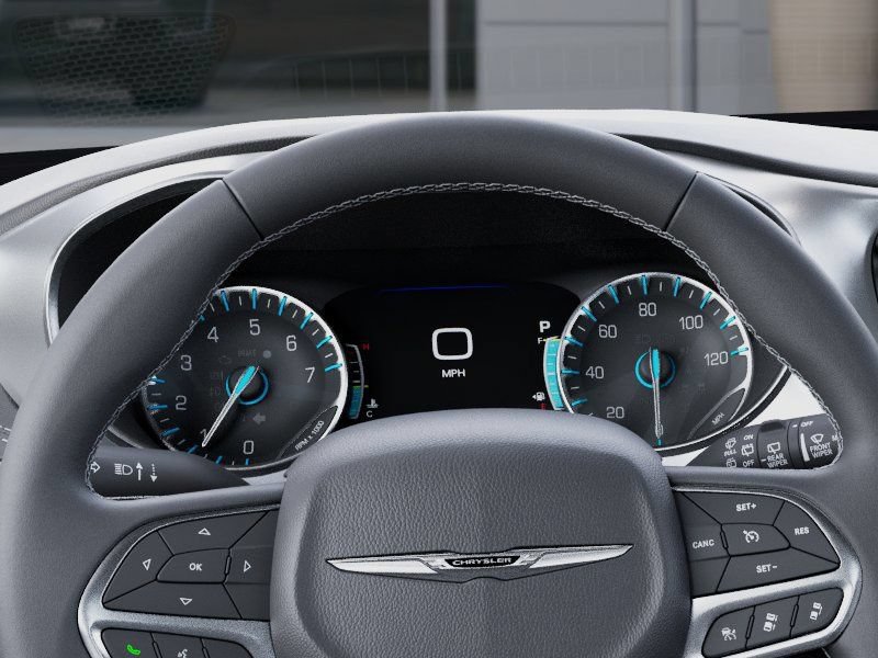 New 2026 Chrysler Pacifica Select AWD/4WD image 18