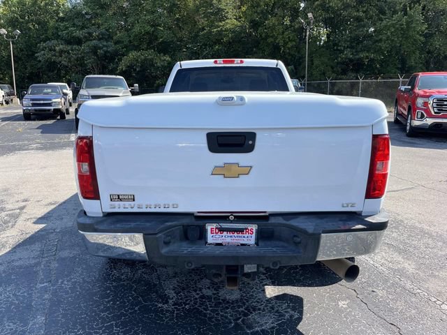 Used 2011 Chevrolet Silverado 3500 LTZ w/ LTZ Plus Package AWD/4WD image 4
