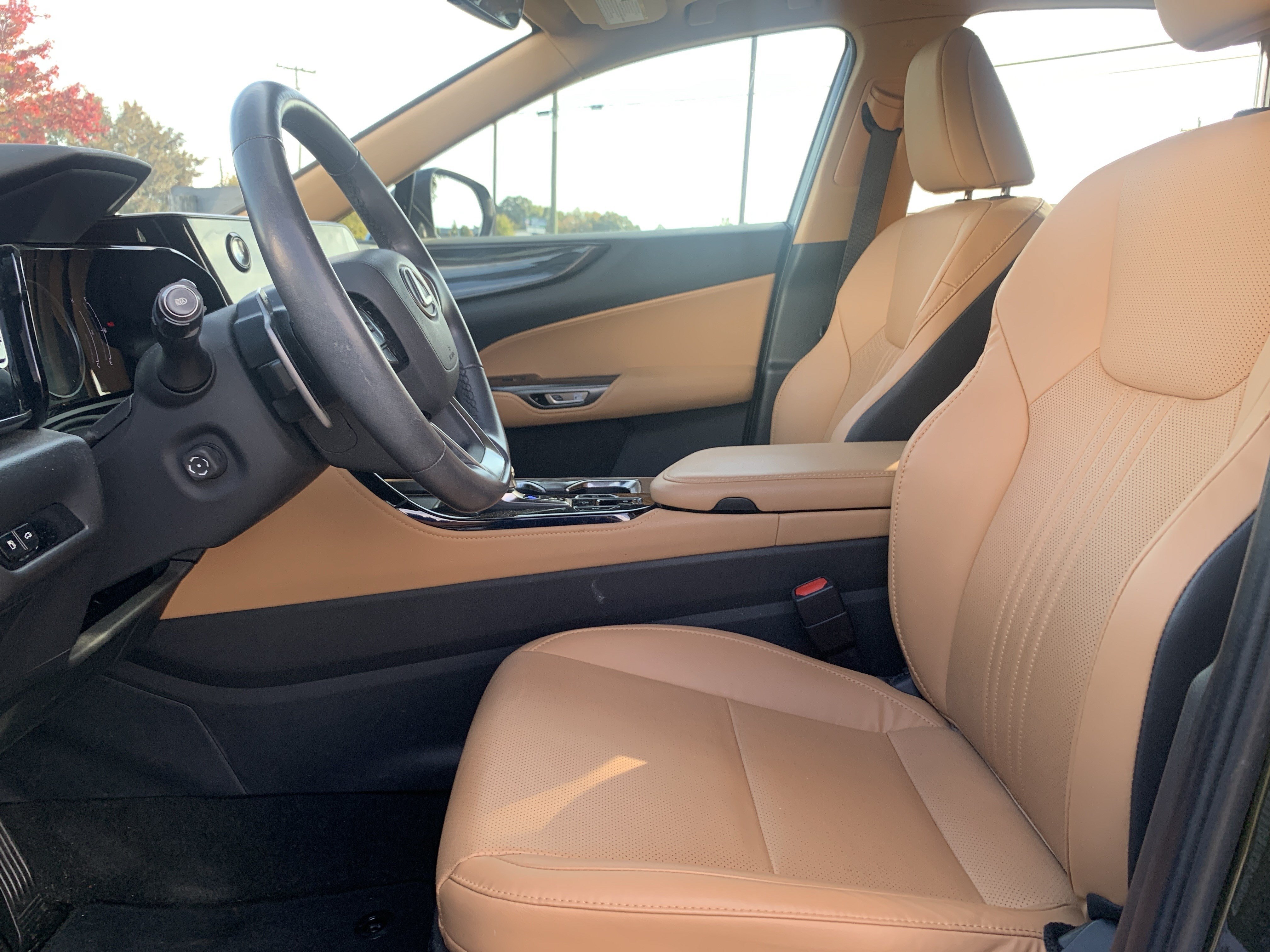 Used 2024 Lexus NX 250 FWD image 16