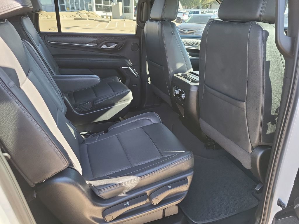 Certified 2023 GMC Yukon XL Denali image 28