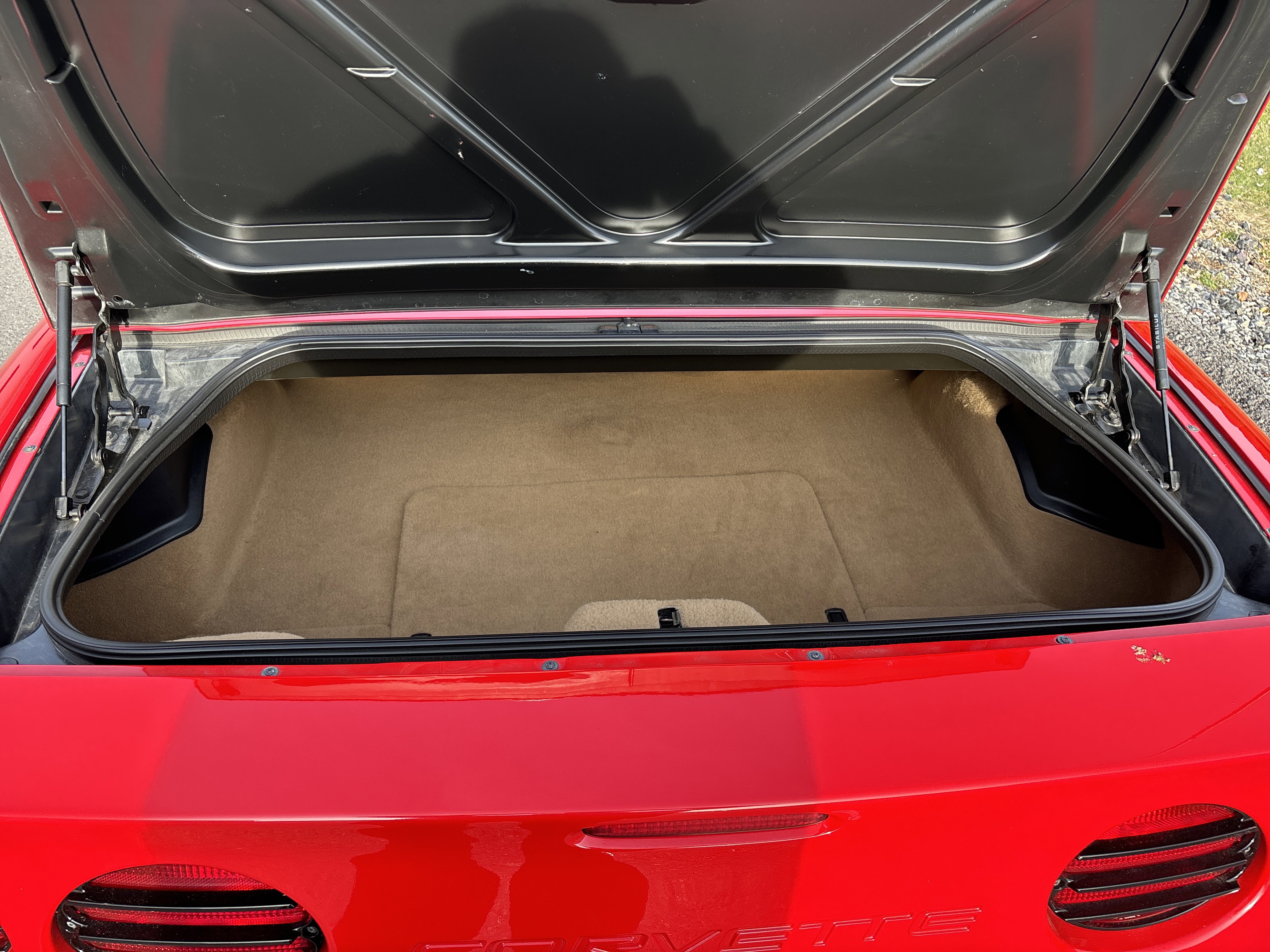 Used 2003 Chevrolet Corvette Base w/ Preferred Equipment Group1 image 5