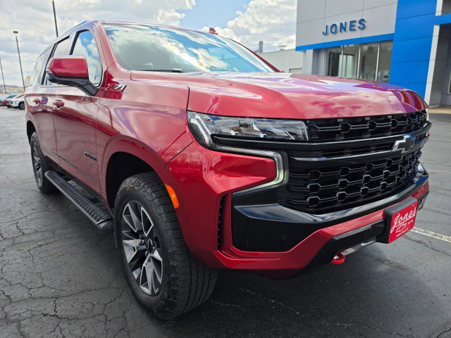 Used 2023 Chevrolet Tahoe Z71 w/ Luxury Package image 7