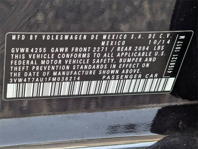 Used 2015 Volkswagen Golf 4-Door image 34