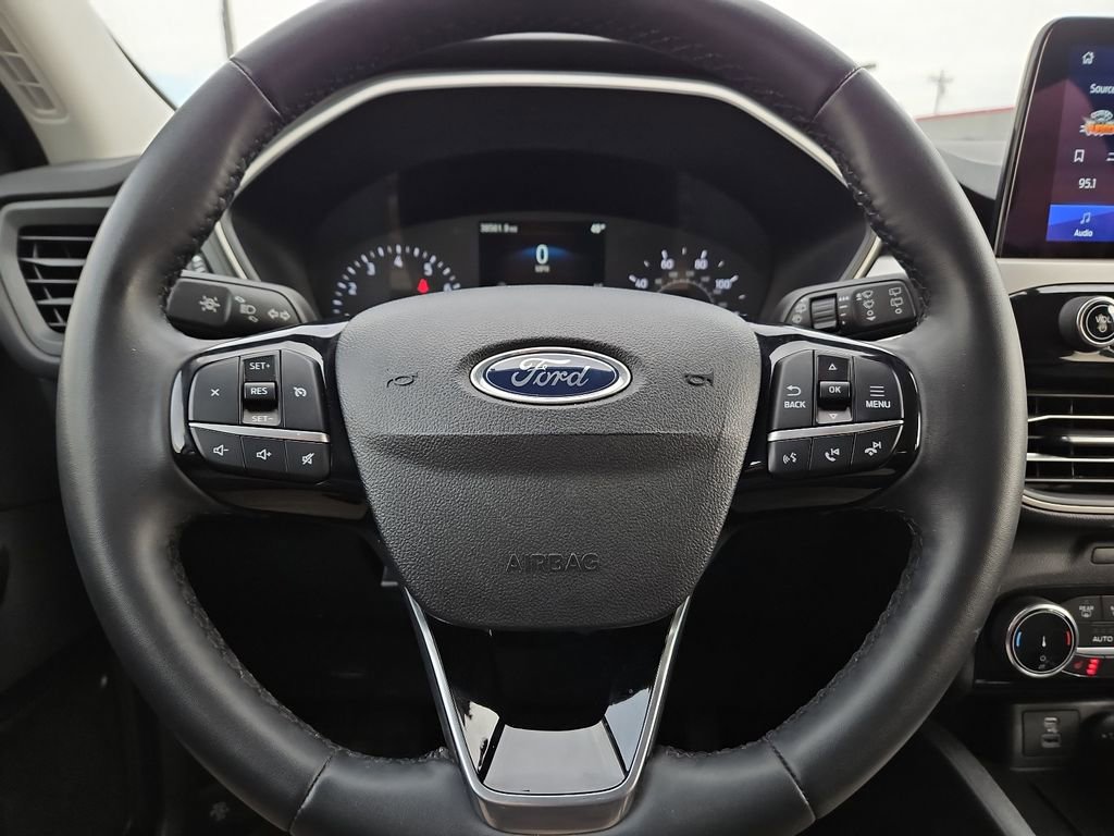 Used 2022 Ford Escape SE w/ Convenience Package image 24