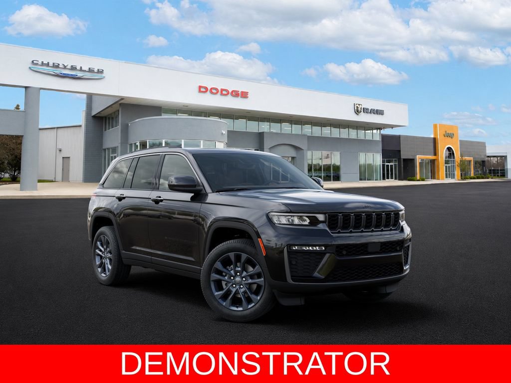 New 2026 Jeep Grand Cherokee Limited AWD/4WD image 5